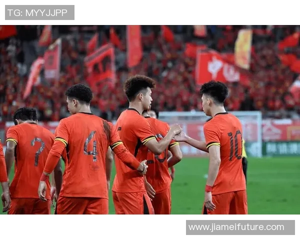 一场4-0，让亚预赛排名又乱了：鱼腩重返第一，我国男足退居第二